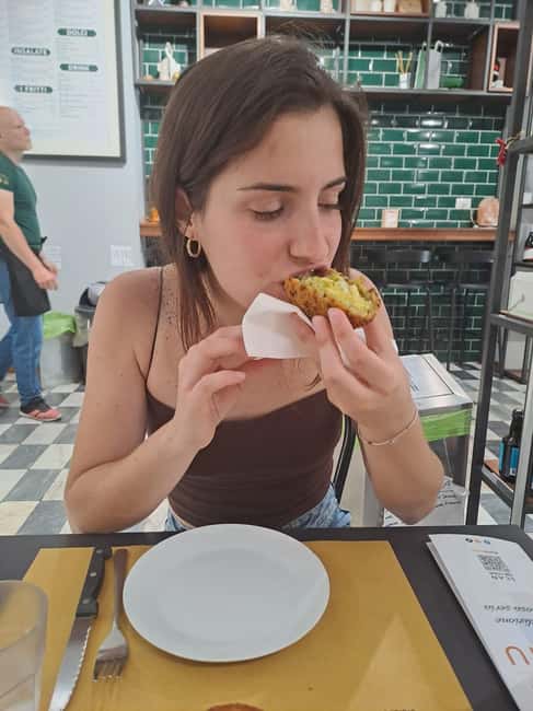 Catania: Street Food Guided Walking Tour - Catania Cathedral and the first tastes