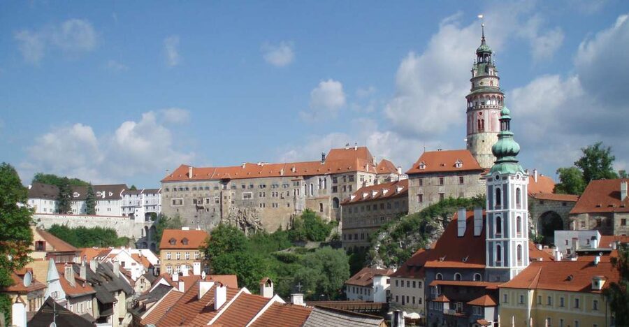 Český Krumlov: 2 Hour Private Walking Tour with Guide - Starting in the Old Town and main square