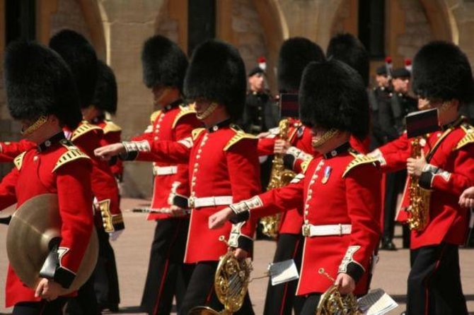 Changing of the Guard Guided Walking Tour in London - Key points to know before booking