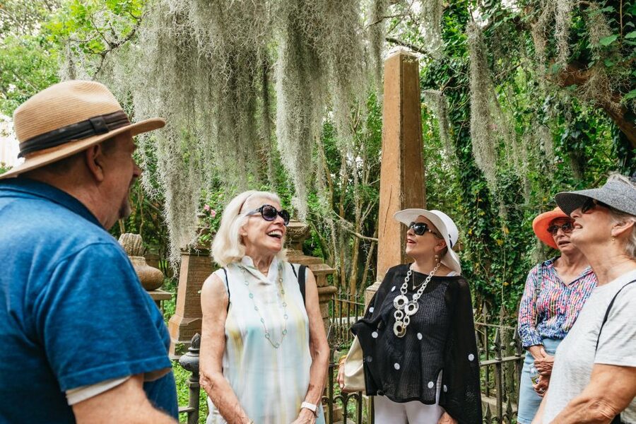 Charleston: Old Walled City Historical Walking Tour - The guides make or break the experience