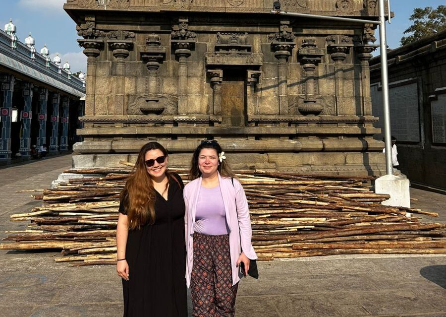 Chennai Walking Tour ( 2 hours guided tour) - From Hindu tradition to St. Thomas Church