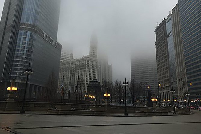 Chicago: Gangsters and Ghosts Walking Tour - The Palmer House lobby and its reported ghosts