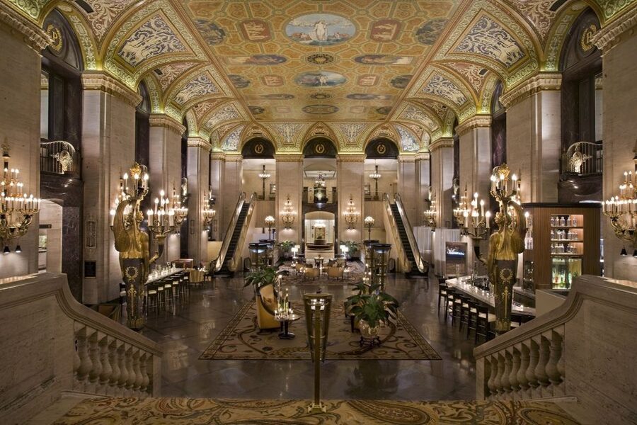 Chicago: Treasures of the Golden Age Walking Tour - Starting inside the Chicago Architecture Center