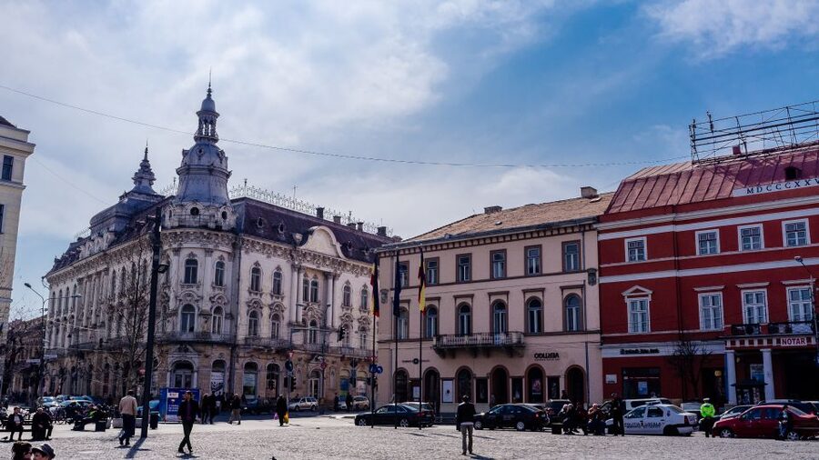 Cluj-Napoca: 2.5-Hour Guided Walking Tour - Avram Iancu Square and two very different landmarks