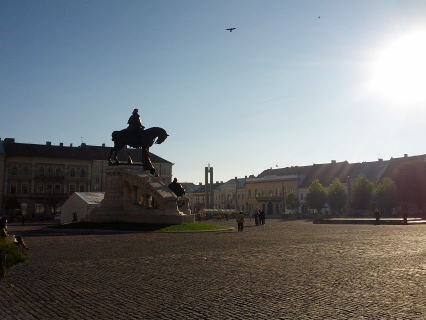 Cluj-Napoca: 2.5-Hour Guided Walking Tour - The guides make the difference