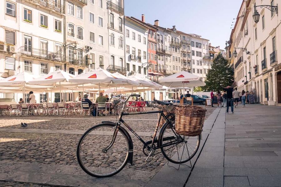 Coimbra: Private & Flexible Walking Tour in Historic Center - Starting at Largo da Portagem and entering Baixa
