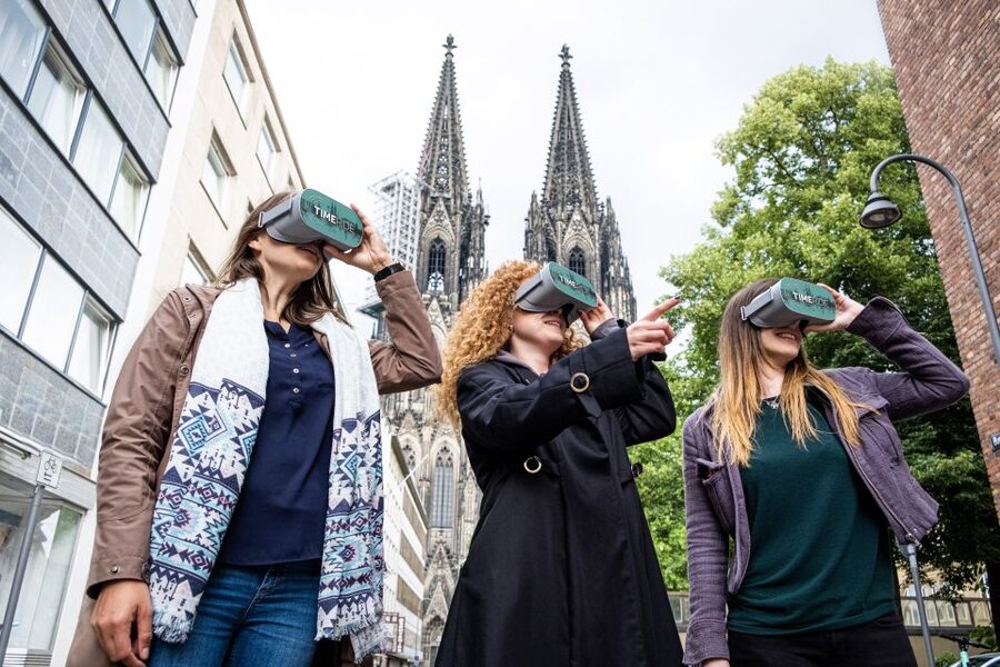 Cologne: Old Town Virtual Reality Walking Tour - Starting outside TimeRide Köln