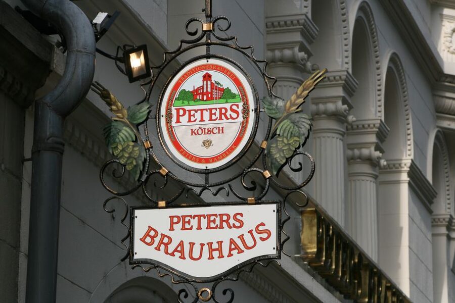 Cologne: Old Town Walking Tour with 1 Brewery Visit & 1 Beer - Why Cologne’s Old Town works well on foot