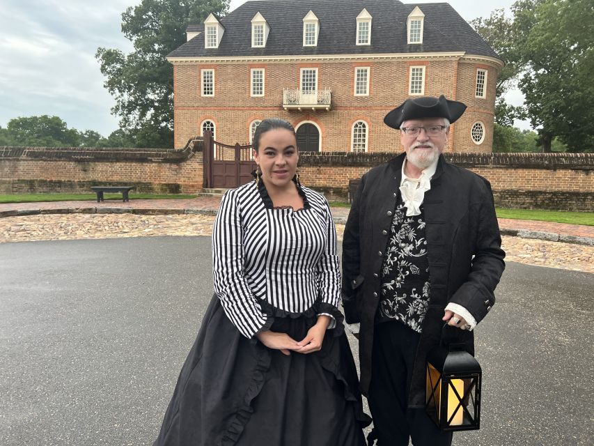 Colonial Williamsburg: Colonial History Guided Walking Tour - Heat, walking, and accessibility