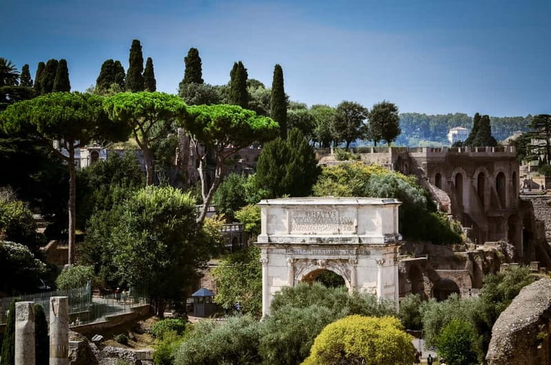 Colosseum, Forum & Palatine Hill Guided Walking tour - Guide quality and the value of a smaller group