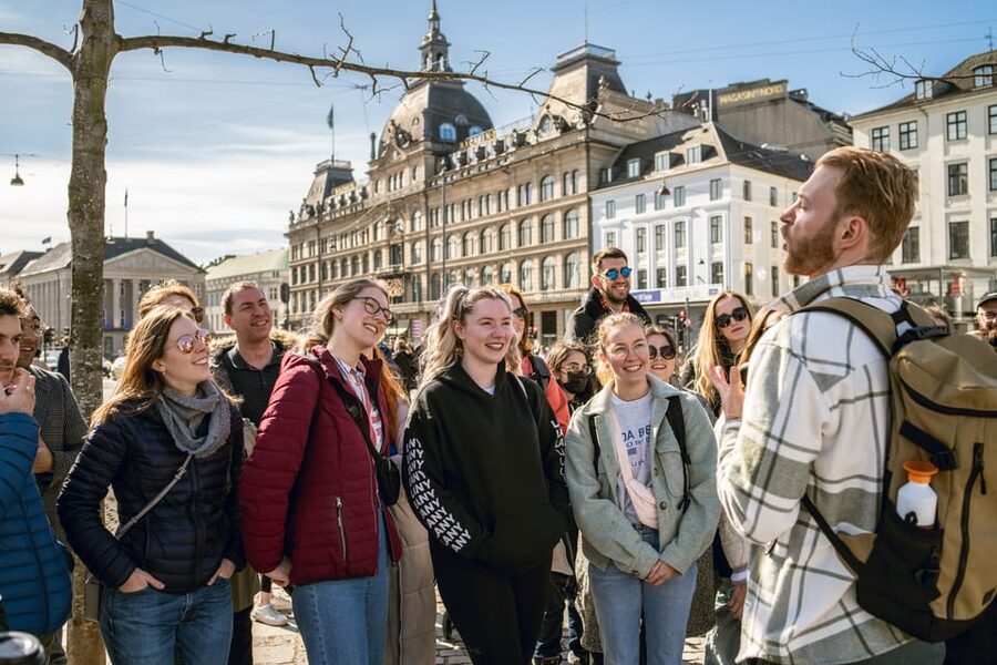 Copenhagen: Group Walking Tour - City Highlights - 2 Hours - Christiansborg Palace and the city’s power center