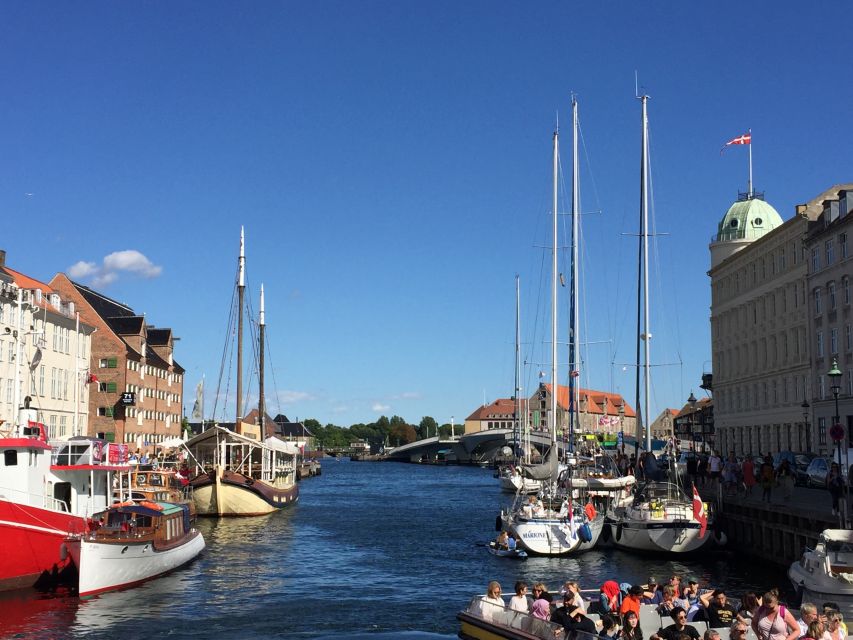 Copenhagen: Guided Walking Tour - The Round Tower and Rosenborg Castle