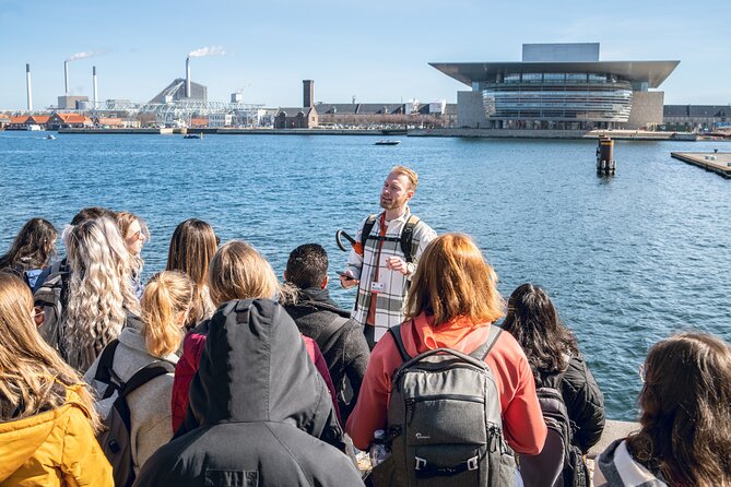 Copenhagen Highlights Walking Tour - Meeting at Højbro Plads without missing the start