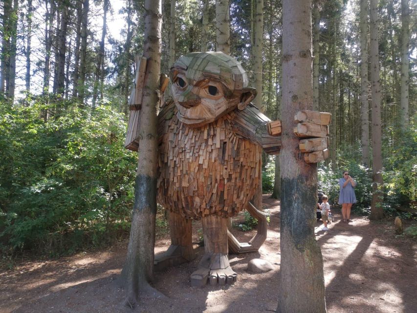 Copenhagen: The Six Forgotten Giants Hunt and Nature Walk - Sleeping Louis begins the hunt
