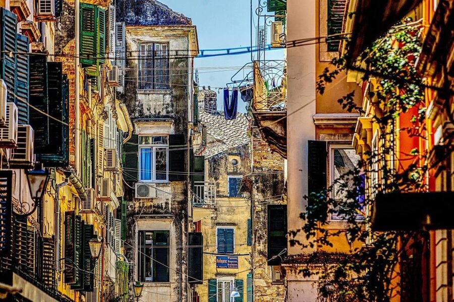 Corfu Town: Guided Walking Tour and Local Food Tastings - St. Spyridon Church and Corfu’s local traditions