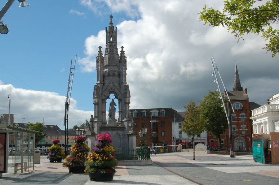 Cork: Guided Historical Walking Tour - Ending at the English Market on Princes Street