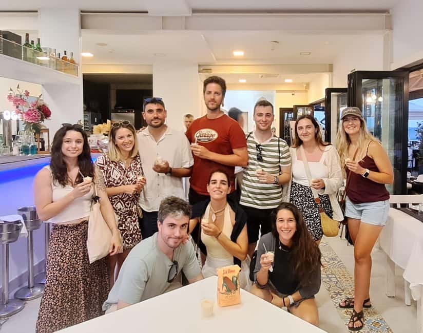 Corralejo: Walking tour with tastings of local products - The tasting menu, from goat cheese to honey rum