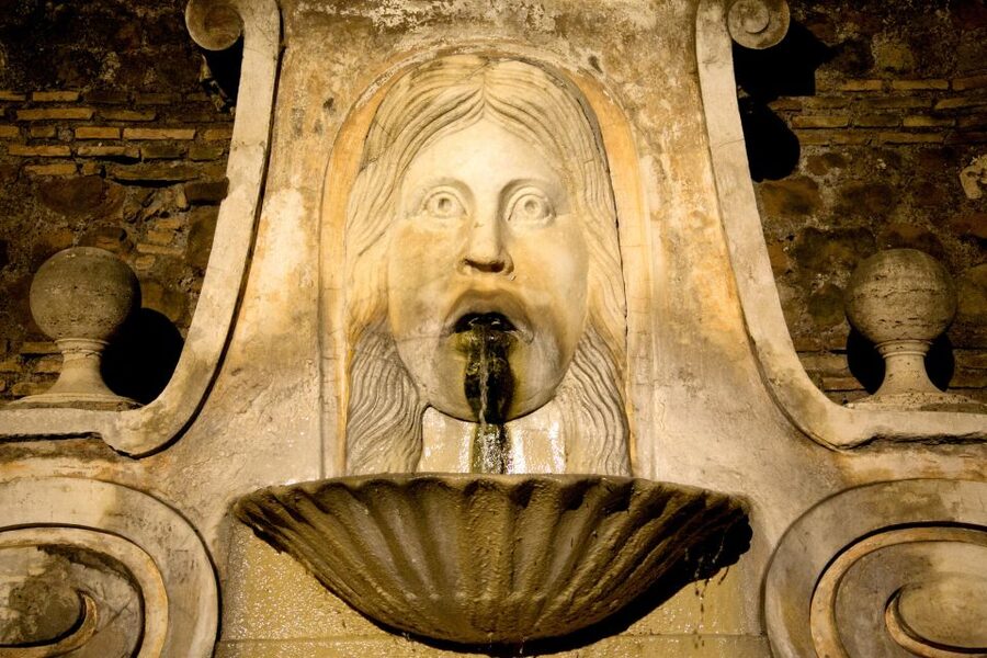 Dark Heart of Rome - Facts, Legend & Mystery Walking Tour - Campo de’ Fiori and Rome’s public memory