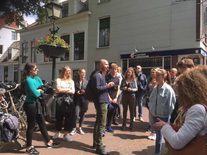Delft: City Center Walking Tour - The Old Church and Delft’s famous tilt