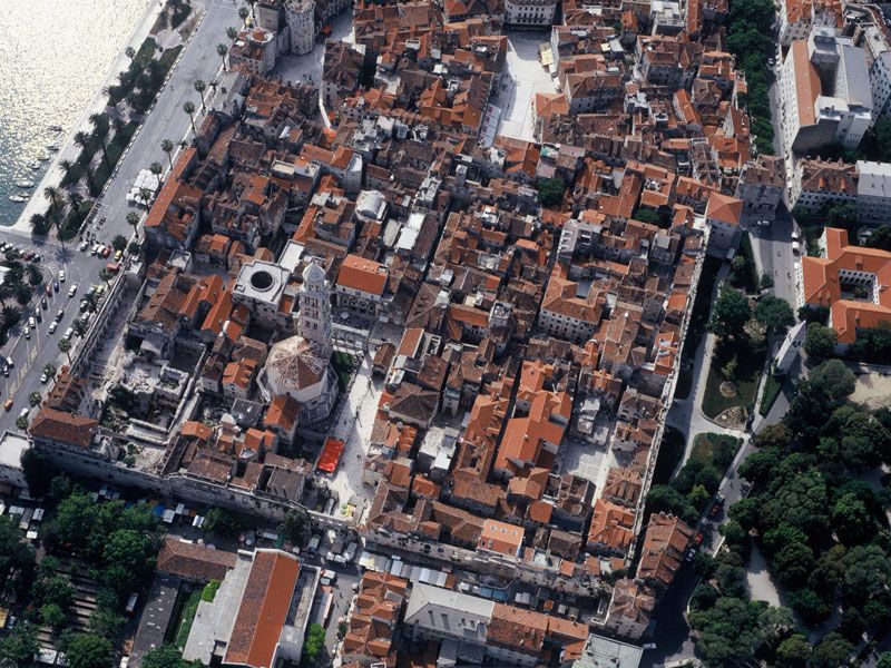 Discover The Old Town Split 1.5h walking Small group tour - Is $29 good value in Split?
