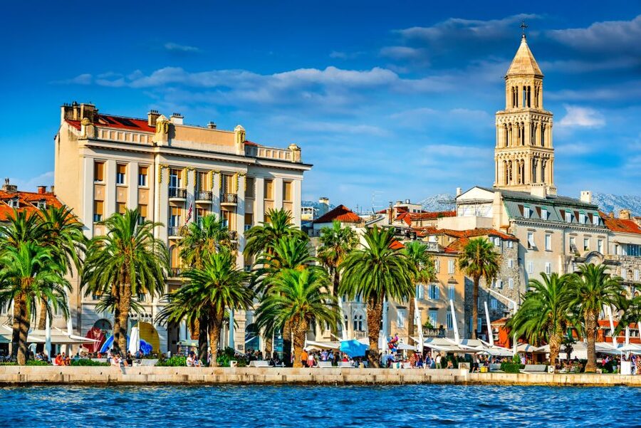 Discover The Old Town Split 1.5h walking Small group tour - The palace entrance and Diocletian’s Roman world