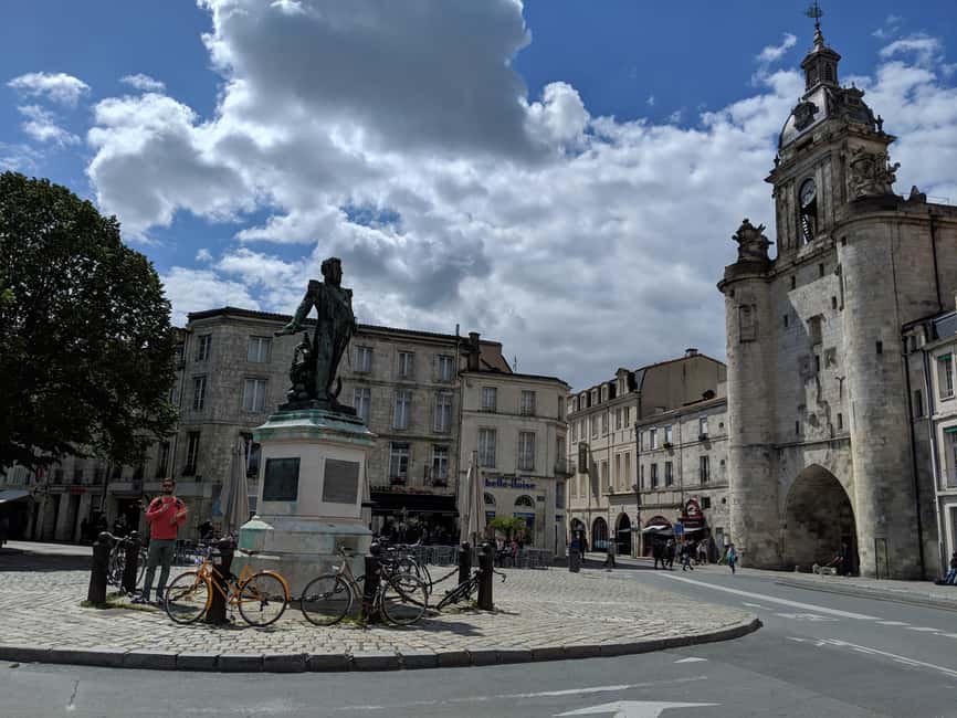 Discovery Walking Tour of La Rochelle - The harbor towers and La Rochelle’s defensive face