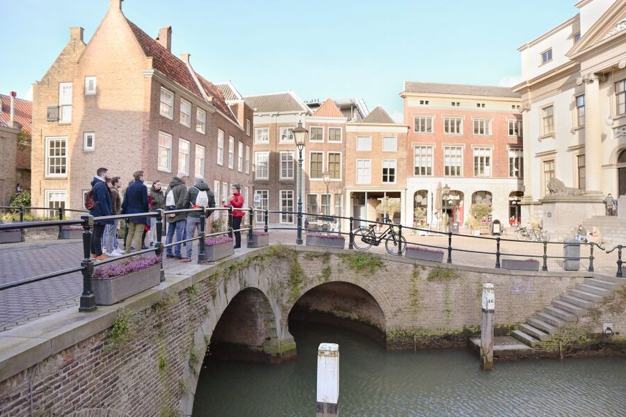 Dordrecht: Highlights and Hidden Gems Walking Tour - Key points at a glance