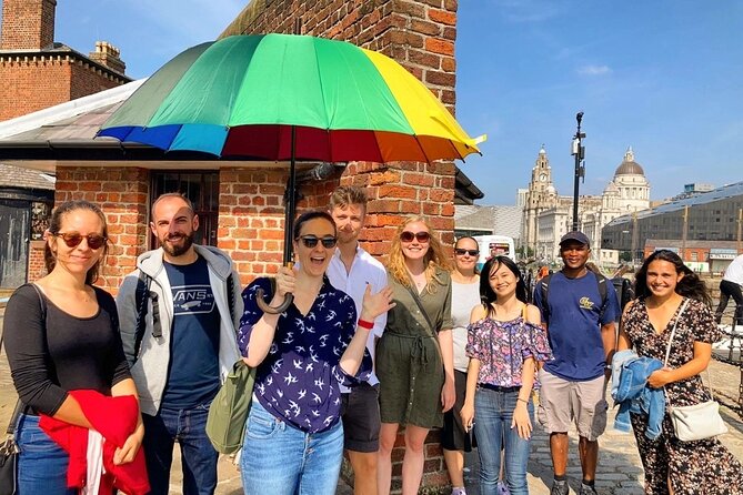 Downtown Liverpool Walking Tour - In Spanish - The Cavern Club and Liverpool’s music story