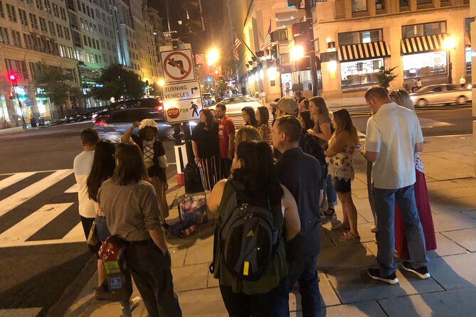 Dreaded Dead Descent of the District: DC Ghost Tour - What this DC ghost tour is really like