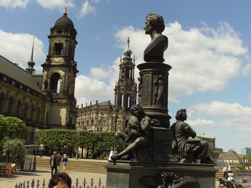Dresden: Complete Walking Tour with Frauenkirche Visit - What the $16 price really gives you