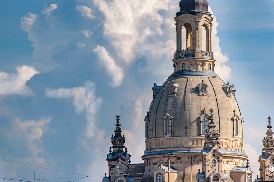 Dresden: Guided City Walk and Panometer Entrance Ticket - Frauenkirche and Newmarket Square