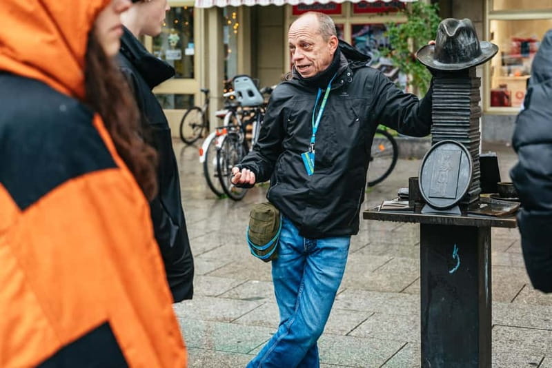 Dresden: Neustadt District Street Art Guided Walking Tour - More Than Paint: Daily Life in Neustadt