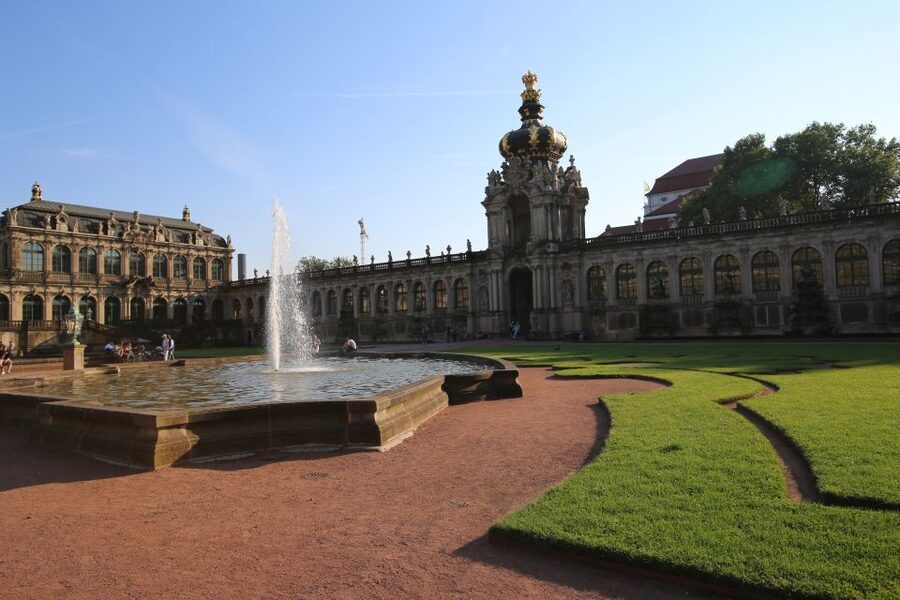 Dresden: Private Guided Walking Tour - Augustus Bridge and Dresden Cathedral