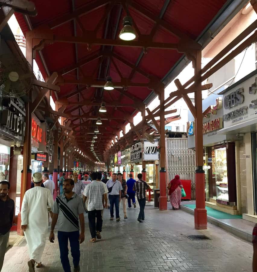 Dubai: Old City Walking Tour with Abra Ride - Al Fahidi Fort and the story of Dubai’s growth