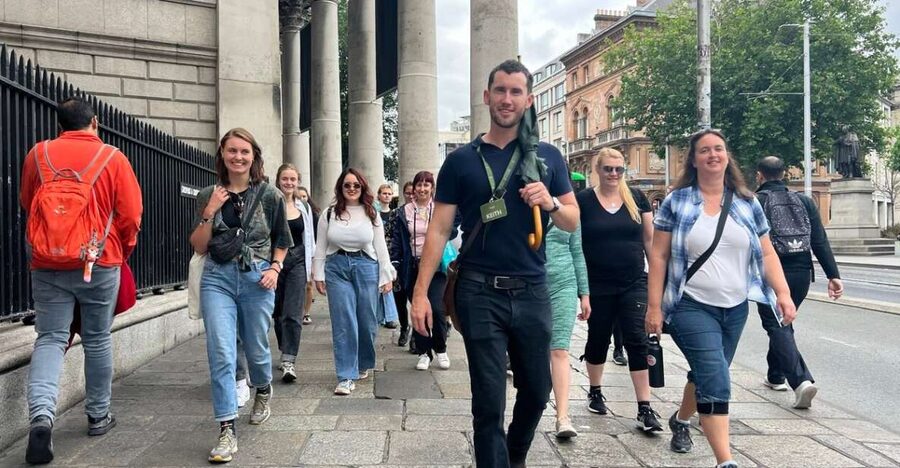 Dublin: Highlights and Hidden Gems Walking Tour - Temple Bar and the first look at Dublin’s character