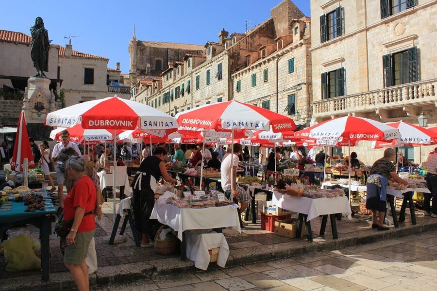 Dubrovnik: Cable Car, Walking Tour and City Walls Combo - Should you book the cable car and walls combo?
