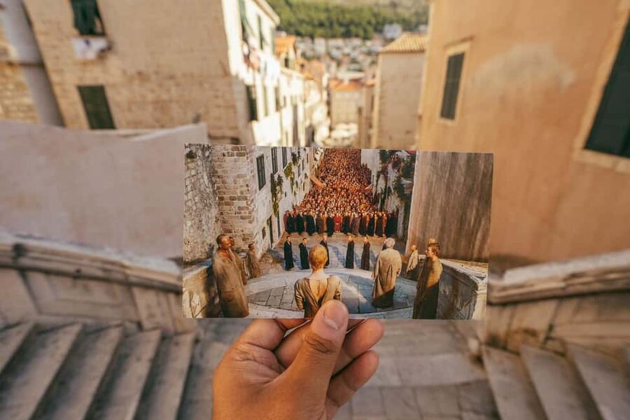Dubrovnik: City Walls, Old Town Walking Tour & Adriatic View - Stradun and the fountain that still connects the city to its past
