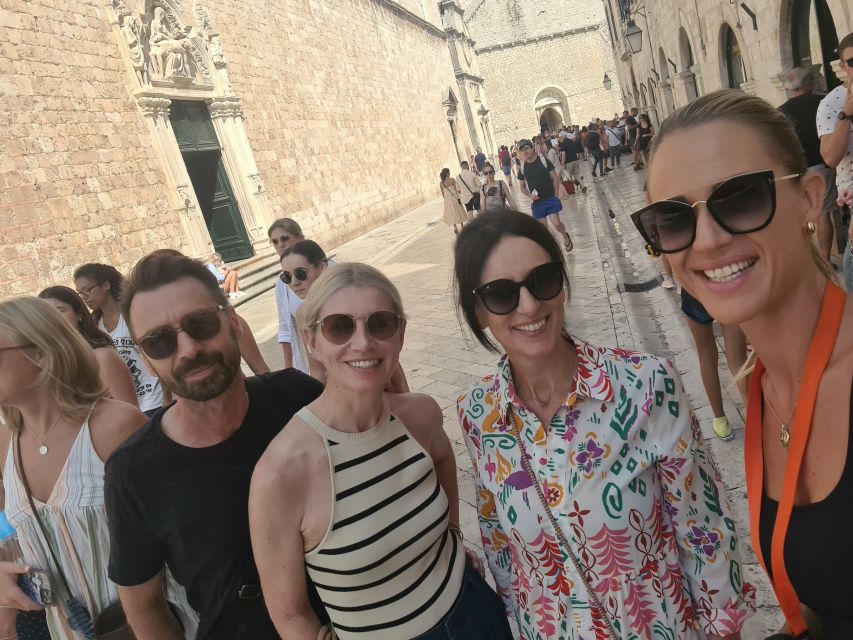 Dubrovnik: Explore Dubrovnik Old Town Walking Tour - Side streets and the local point of view