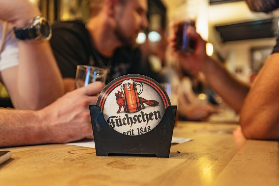 Düsseldorf: Altbier-Safari Beer Walking Tour - Starting at Burgplatz and entering the old town