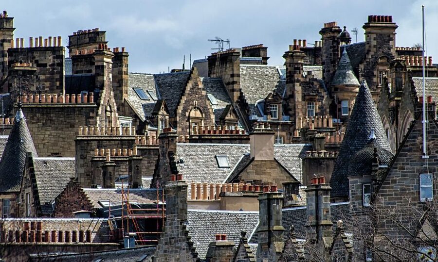 Edinburgh: 3-Hour Historical Walking Tour in Spanish - Why this three-hour walk works well in Edinburgh