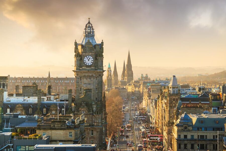 Edinburgh: City Highlights Walking Tour - The Royal Mile and St. Giles’ Cathedral