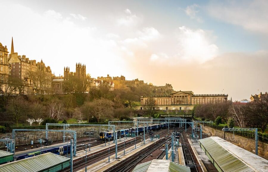 Edinburgh: Guided Harry Potter Walking Tour - Old College and Rowling’s Edinburgh