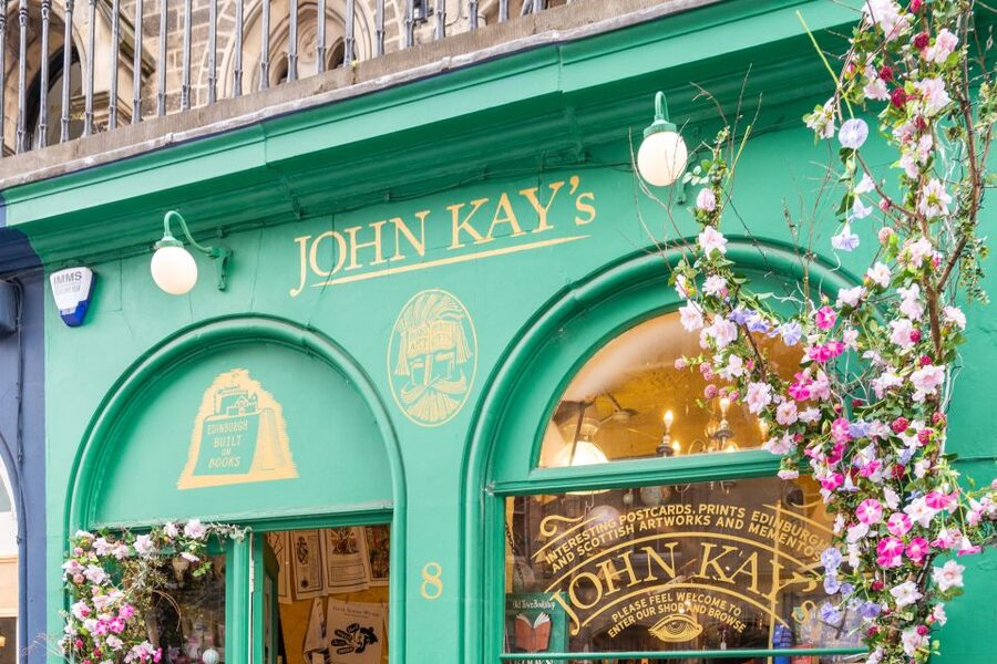 Edinburgh: Harry Potter Magical Guided Walking Tour - The quiz makes the walk more active