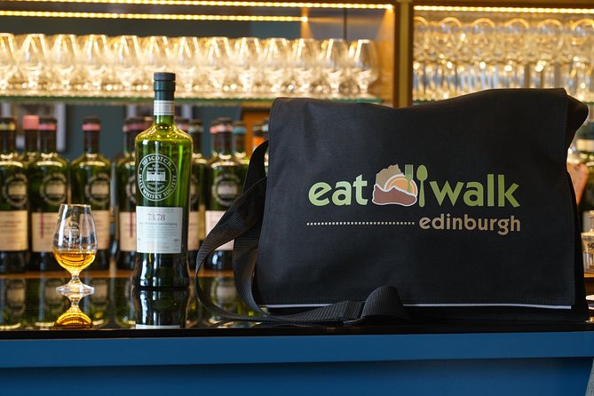 Edinburgh Luxury Private Food & Drink Tour with Eat Walk Tours - Walking through the two-hundred-year-old New Town