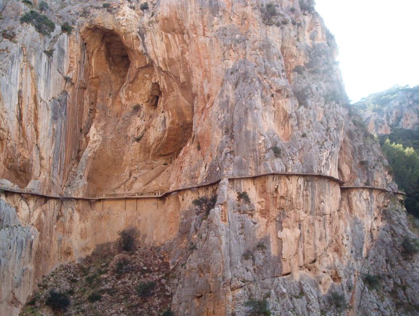 El Chorro: Caminito del Rey Gorge Route Guided Walking Tour - Is $40 a fair price?