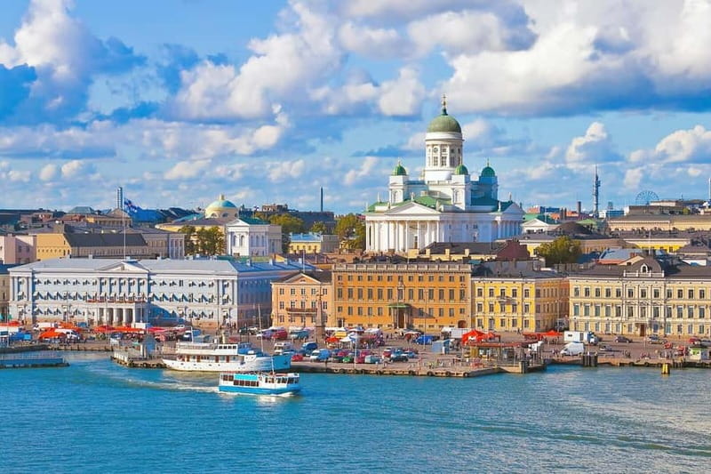 Epic Helsinki: English Speaking Walking Tour - Senate Square and the political heart of Helsinki