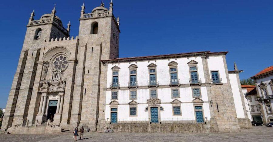 Essential Porto Walking Tour - Practical tips for a smoother walk