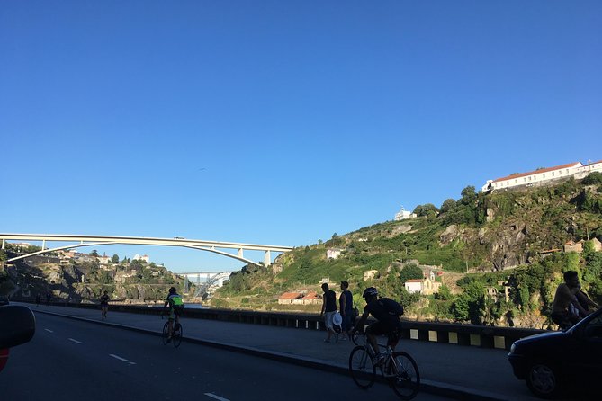 Experience Porto's Charm: 3-Hour Guided Walking Tour - São Bento Station and Porto’s tilework