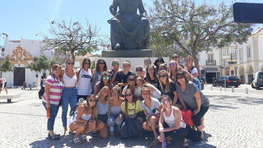 Faro: Old Town Guided Walking Food Tour - Ester’s Faro: history between the plates