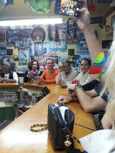 Faro: Old Town Guided Walking Food Tour - Dietary needs, drinks, and group size